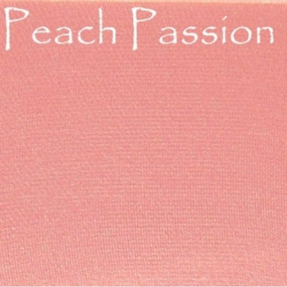New Estée Lauder Peach Passion Blush New Tester - Picture 2 of 2